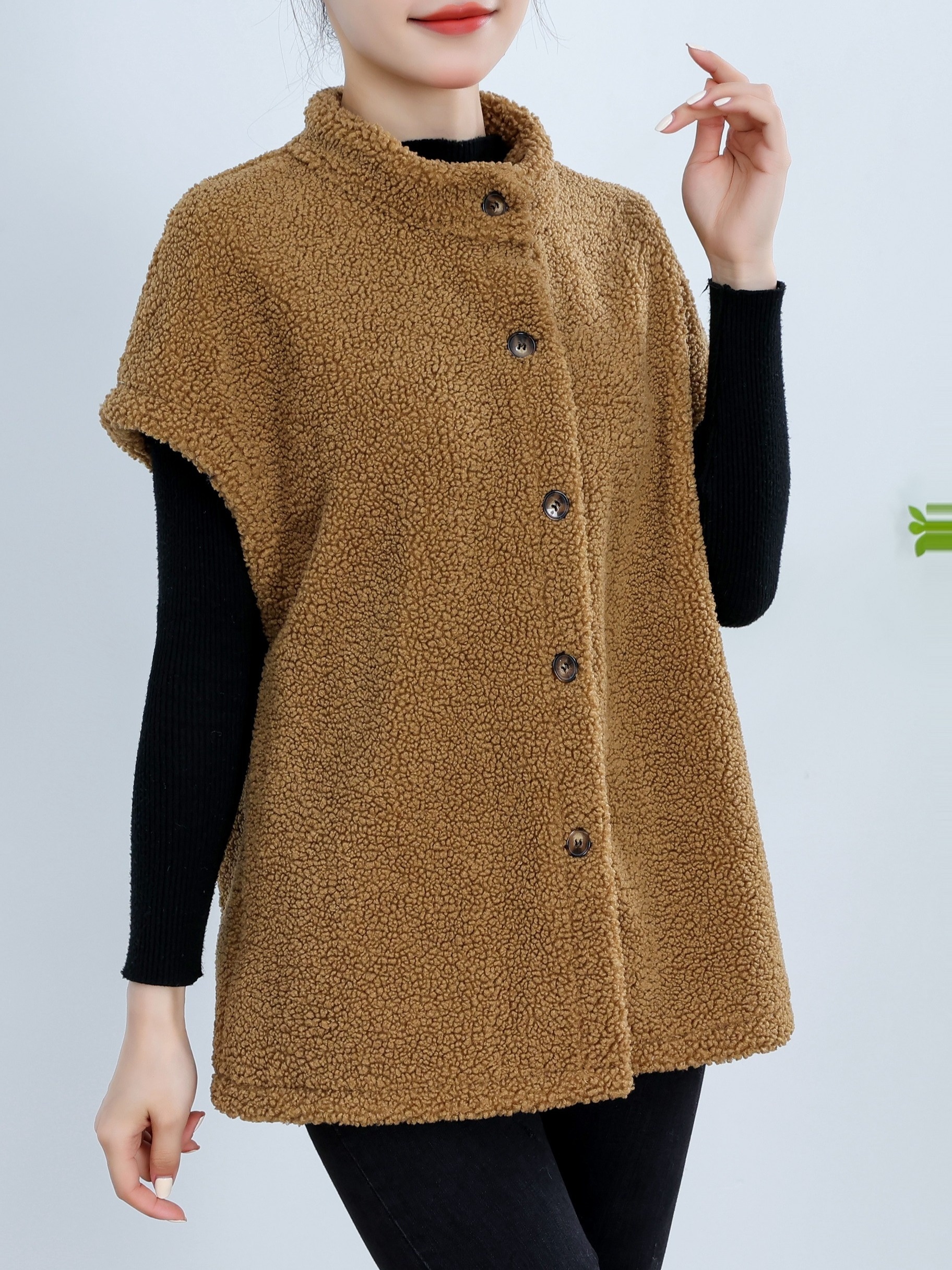 纽扣前襟泰迪背心 休闲短袖 纯色百搭女士背心服饰细节图 7